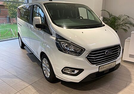 Ford Tourneo Custom 320 L2 2.0 Ecoblue Titanium Navi