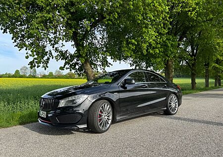 Mercedes-Benz CLA 250 DCT 4MATIC Sport Sport