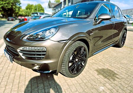 Porsche Cayenne S Hybrid S