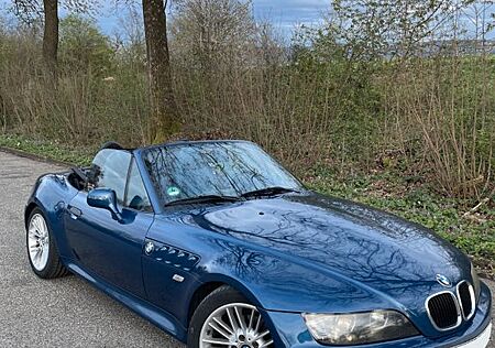 BMW Z3 Roadster 1.8 - M-Paket / SHZ / Leder / Klima