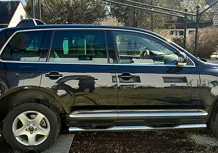 VW Touareg Volkswagen 2.5 R5 TDI Tiptronic Standard