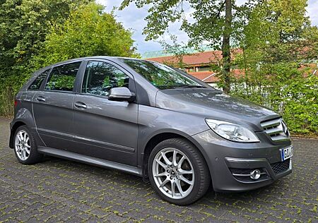 Mercedes-Benz B 200 CDI -