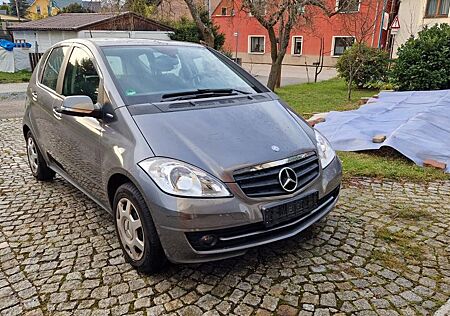 Mercedes-Benz A 160 AVANTGARDE BlueEFFICIENCY AVANTGARDE