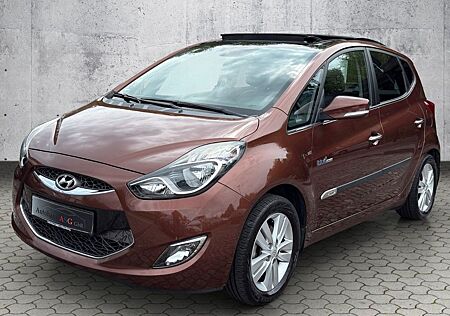 Hyundai ix20 1.6 Style blue*Panorama*Kamera*Navig*1.Hand