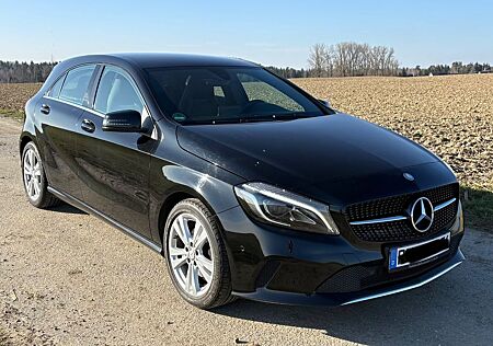 Mercedes-Benz A 180 - TÜV Neu