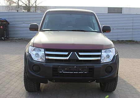 Mitsubishi Pajero 3,2 DI-D 4WD -
