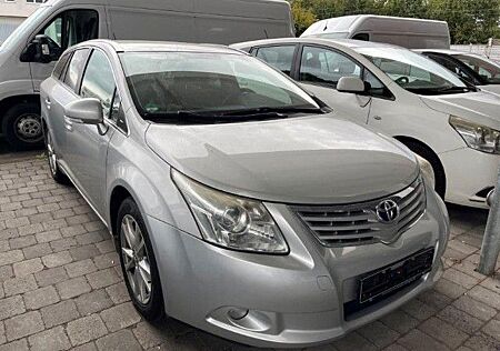 Toyota Avensis Kombi Edition 2.2 NAVI|KAMERA|LM|TEMPO