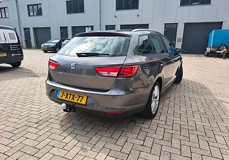 Seat Leon ST 1.4 TGI / 1st owner / newstate