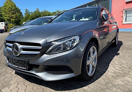 Mercedes-Benz C 250 C 250d T °4Matic°LED°Distronic°Navi°1.HD°8-fach