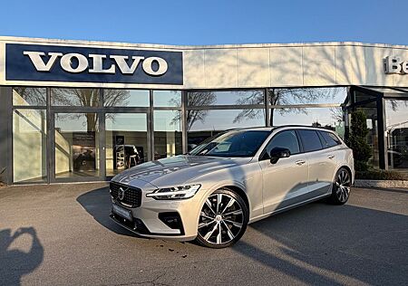 Volvo V60 B4D Ultimate Dark 20 Zoll AHK Pano H/K Headu