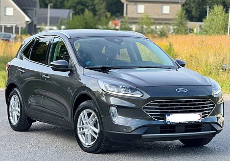 Ford Kuga -2.0-AWD-Titanium-4X4-LED-Klima-AHK-TÜV-€6