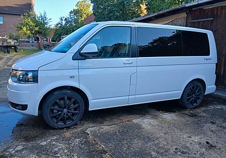 VW T5 Multivan Volkswagen 2.0l BiTdi 4 Motion , DSG, ATM 95000