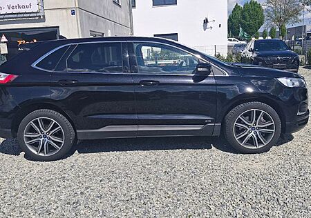 Ford Edge 2.0 Titanium 4x4 VOLLAUSSTATTUNG