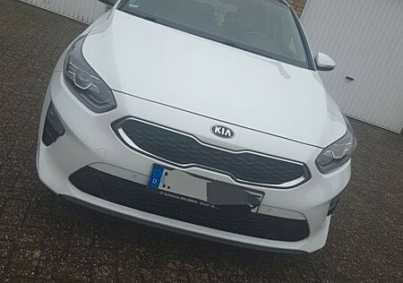 Kia Cee'd / Ceed 1.4 T-GDI Platinum Edition Plat...