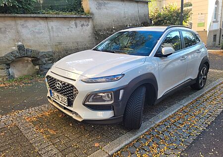 Hyundai Kona 1.6 T-GDI Premium DCT 4WD Premium