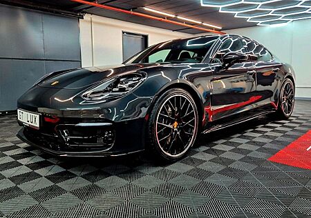 Porsche Panamera 4 E-Hybrid Platinum Edition