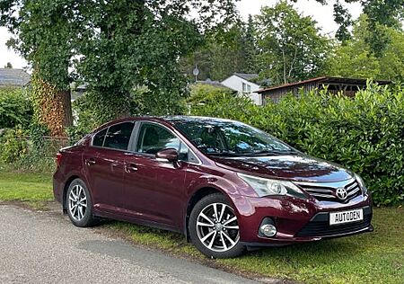 Toyota Avensis Benzin/Gas