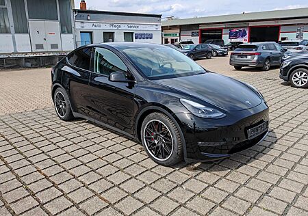 Tesla Model Y Performance Dual Motor AWD