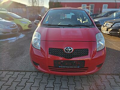 Toyota Yaris Basis
