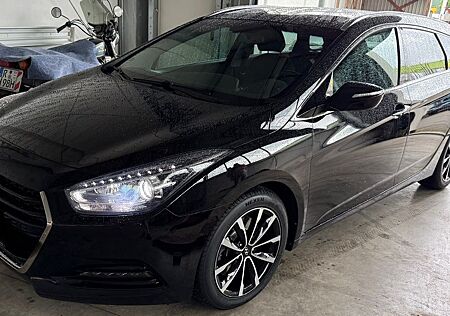 Hyundai i40 2.0 GDI Premium Automatik Premium