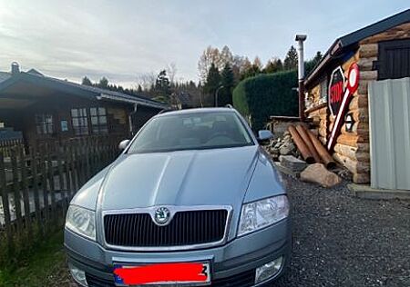 Skoda Octavia 1.6 MPI EZ 05/2005 TÜV 05/2025