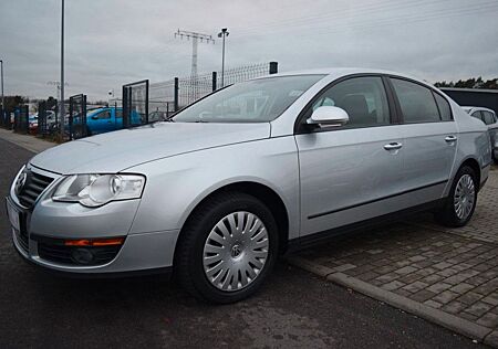 VW Passat Volkswagen 1.6"2.Hand"SHZ"HU-AU NEU"
