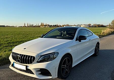 Mercedes-Benz C 200 Coupe 1.Hand EZ 03/24 MB100