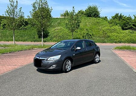 Opel Astra 1.4 Turbo Edition 103kW Edition