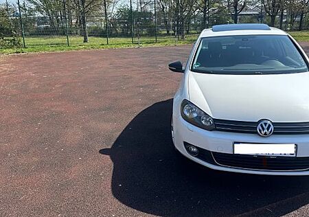 VW Golf Volkswagen 1.4 TSI Coupé