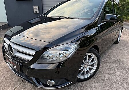 Mercedes-Benz B 180 CDI*Navi*Teilleder*TÜV Neu*