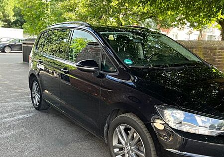 VW Touran Volkswagen 2.0 TDI SCR DSG Comfortline Privatverkauf