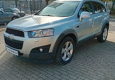 Chevrolet Captiva 4 WD / 2.2 D LT+