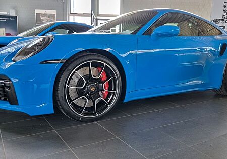 Porsche 992 Turbo Coupé Turbo MwSt. Top Zustand. Bose