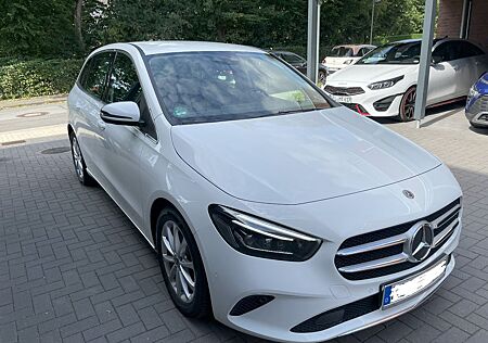 Mercedes-Benz B 200 Progressive Urlaubsangebot