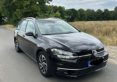 VW Golf Volkswagen 7 1.5 TSI Variant - ACC, Navi, SHZ