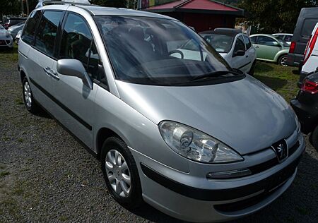 Peugeot 807 2,2l Tendance
