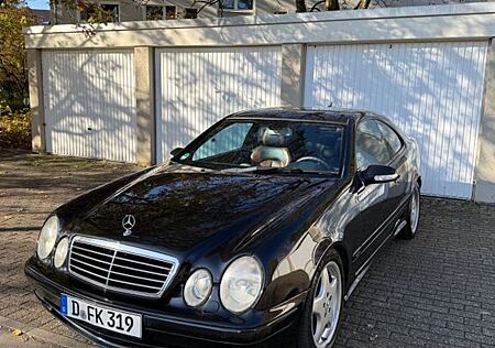 Mercedes-Benz CLK 320 Amg Paket Avantgarde