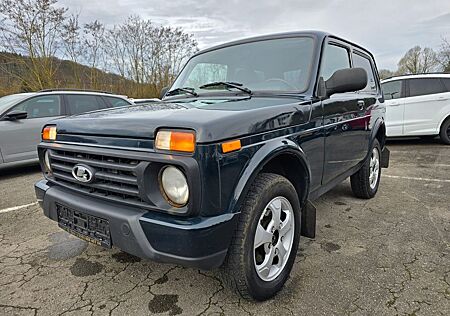 Lada Niva Urban 4x4 Plus AHK*Sitzheizung*