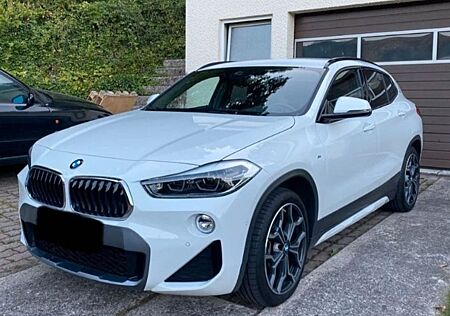 BMW X2 xDrive20d Steptronic ! M Sport X -Paket !