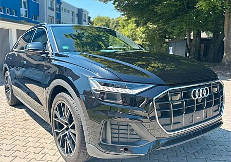 Audi Q8 50 TDI quattro tiptronic S-line