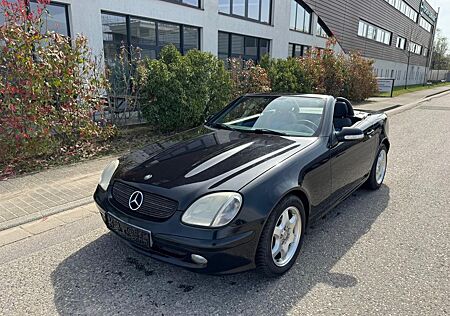 Mercedes-Benz SLK 200 Kompressor Lorinser 1. Hand TOP !