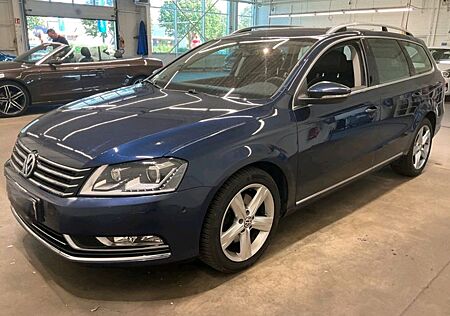 VW Passat Variant Volkswagen Passat B7 Kombi 2.0 TDI 125kW Highline AHK
