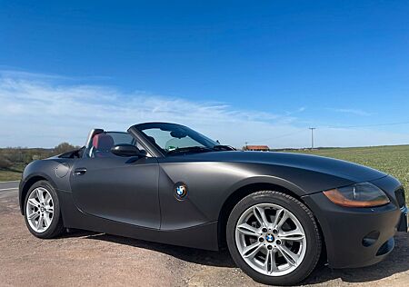 BMW Z4 2.2i - Roadster
