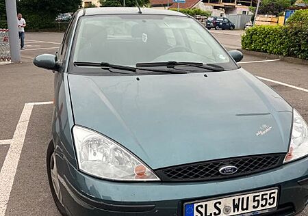 Ford Focus 1.6 -