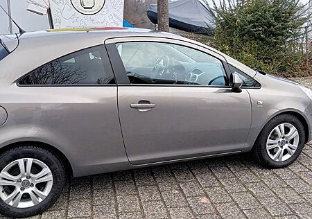 Opel Corsa 1.4 Selection Selection