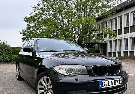 BMW 116i 1er , 122PS, Benzin, 5 Türer, Navi
