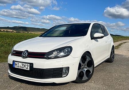 VW Golf Volkswagen 2.0 TSI GTI GTI