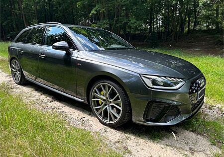 Audi A4 50 TDI 3.0TDI tiptronic quattro 3xS line