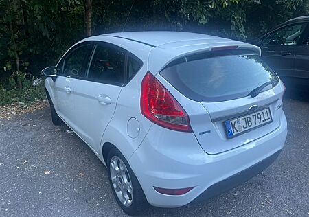 Ford Fiesta 1,4 LPG Titanium Titanium
