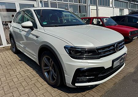 VW Tiguan Volkswagen Highline R-Line /4Motion / Pano / HUD